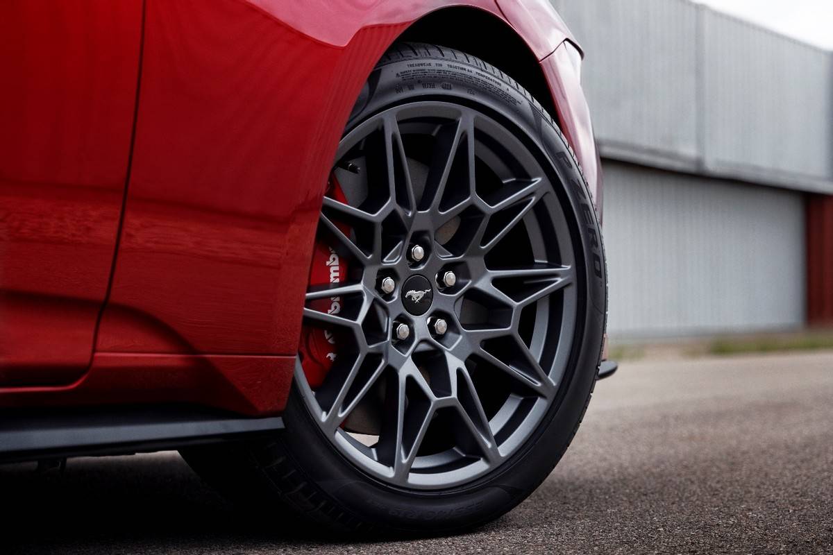 全新福特mustang®硬顶性能版与敞篷运动版将于北京车展中国首秀