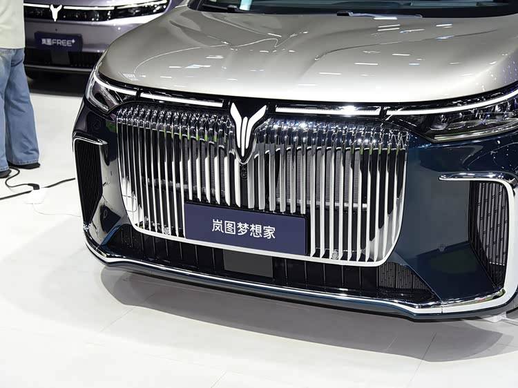 2026款岚图梦想家上市 推出八款车型,售价区间32.99万-43.99万元
