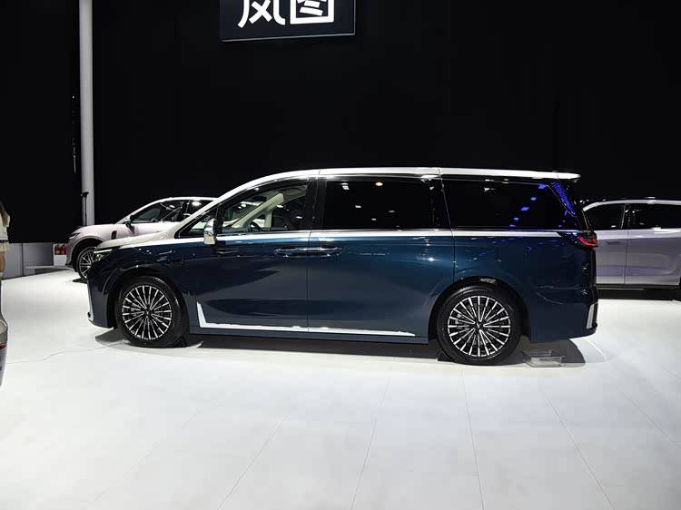 2026款岚图梦想家上市 推出八款车型,售价区间32.99万-43.99万元